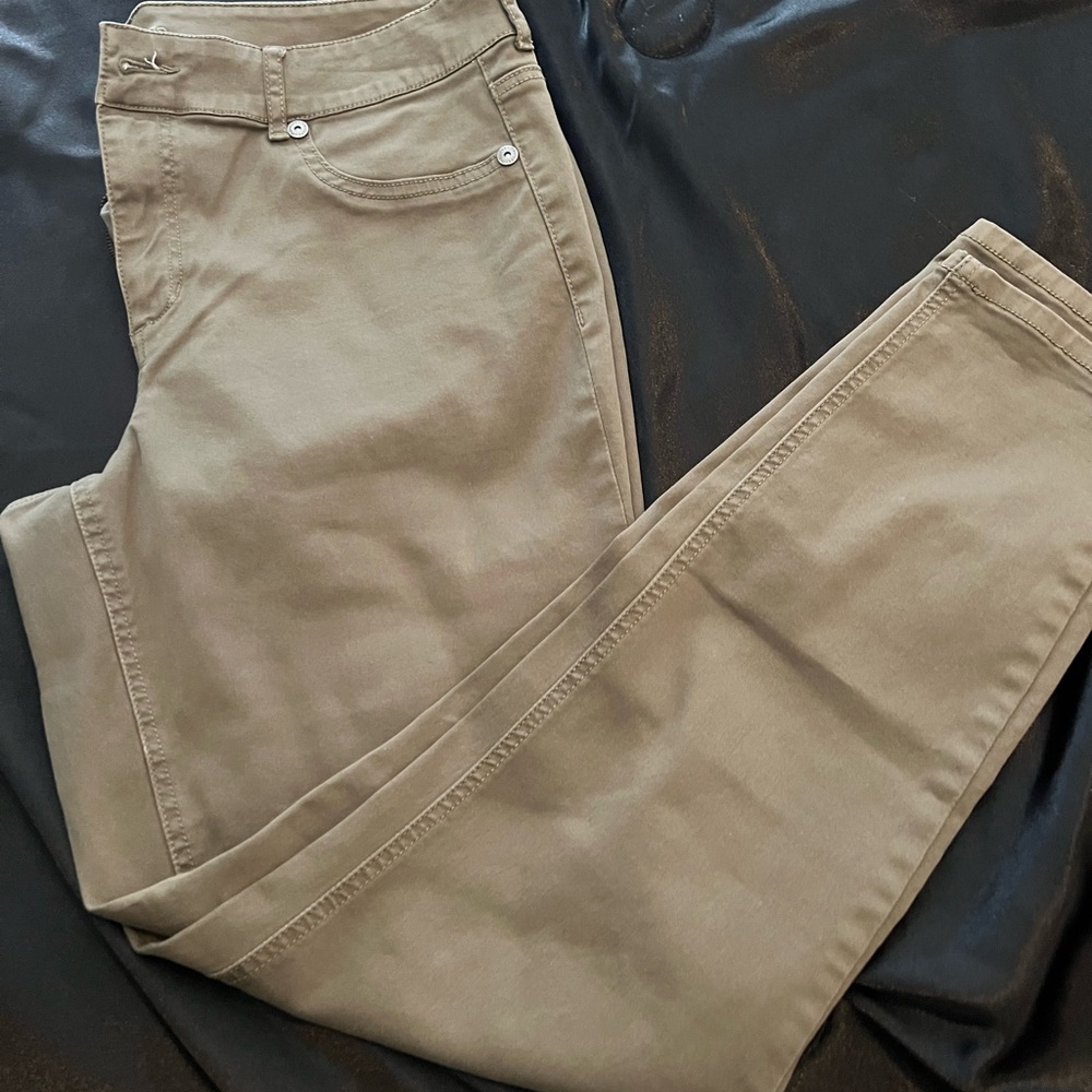 Green Maurice’s jeggings